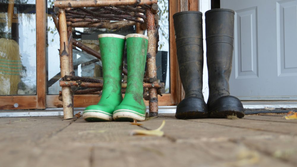 Maker Insurance Policies and Coping With the Rain